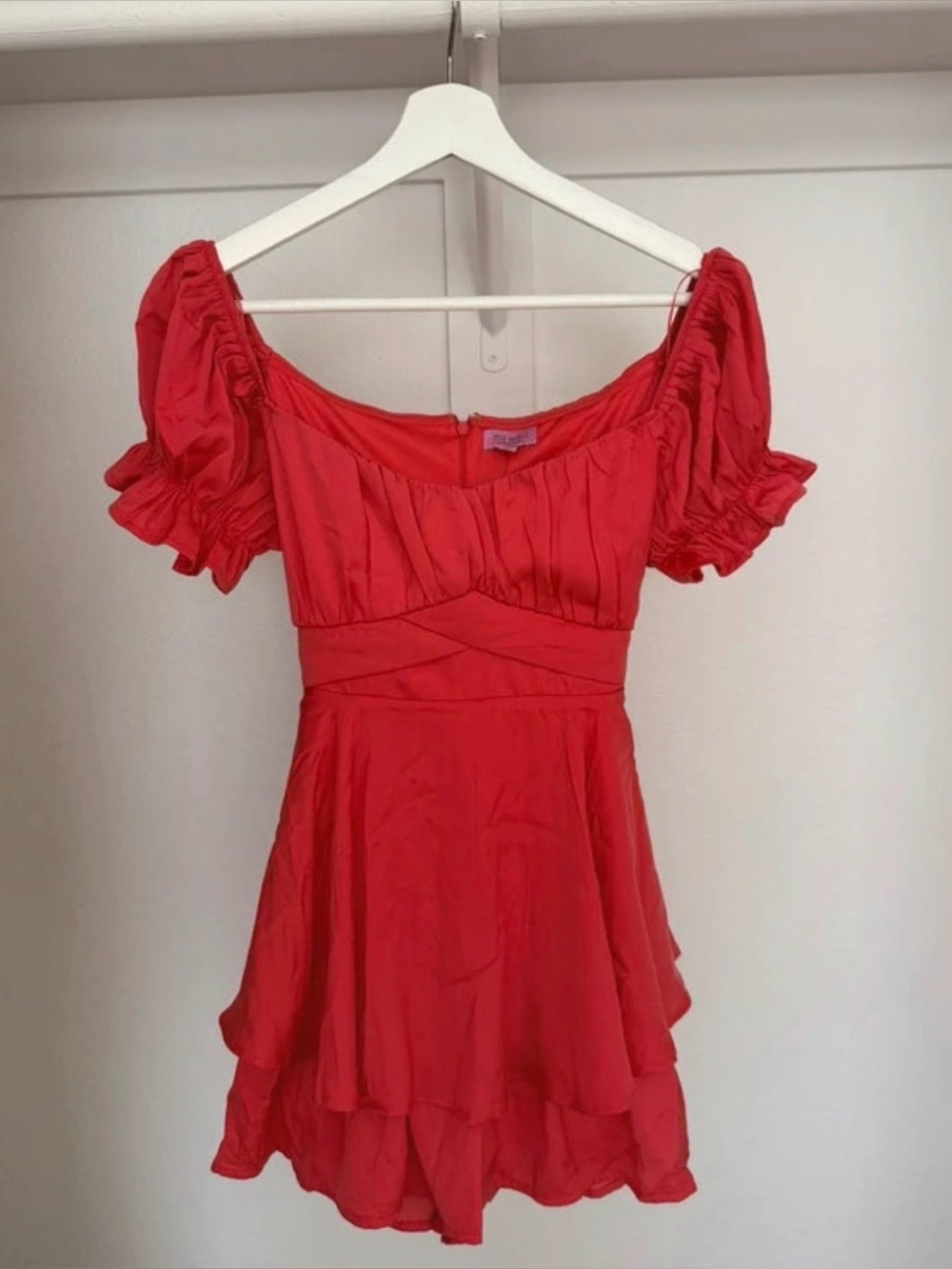 NWT- 12 coral red off the shoulder Francesca mini homecoming dress